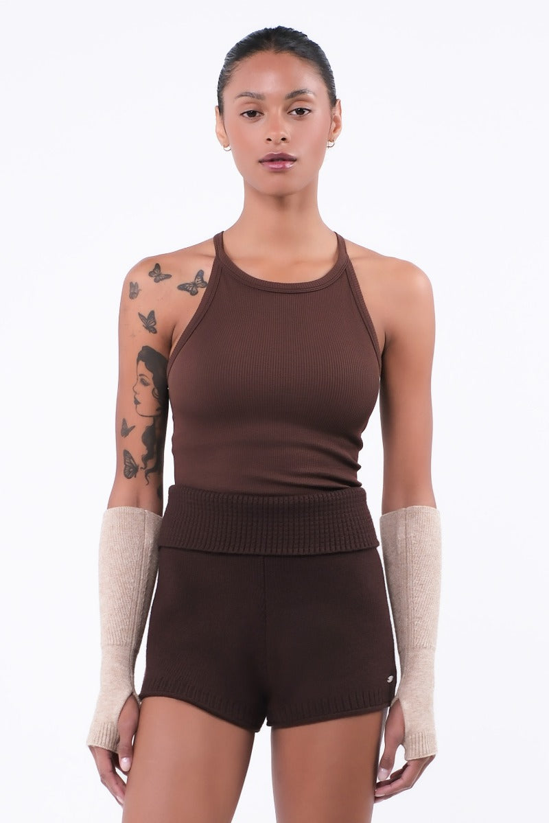TT002 SIGNITURE HALTER TANK