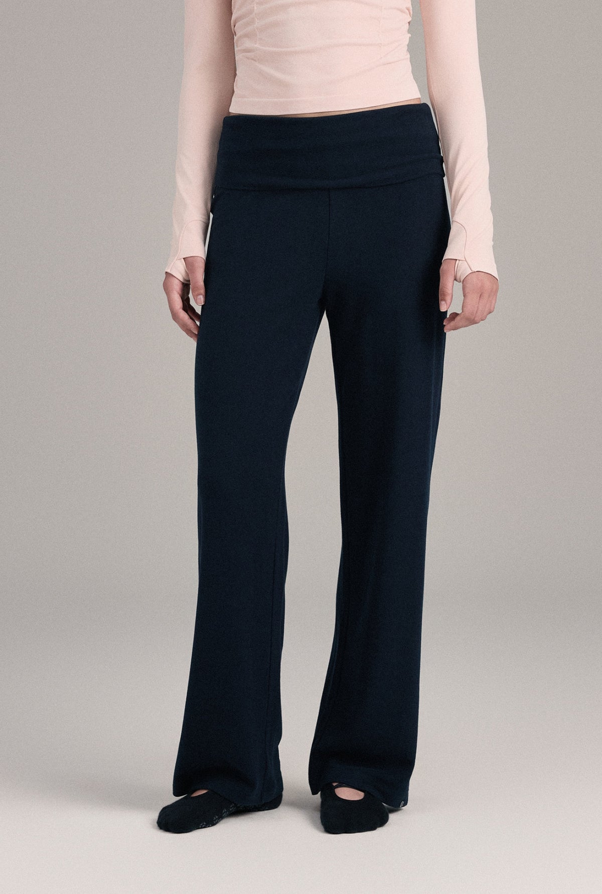 PL454 MICRO STRAIGHT-LEG PANTS