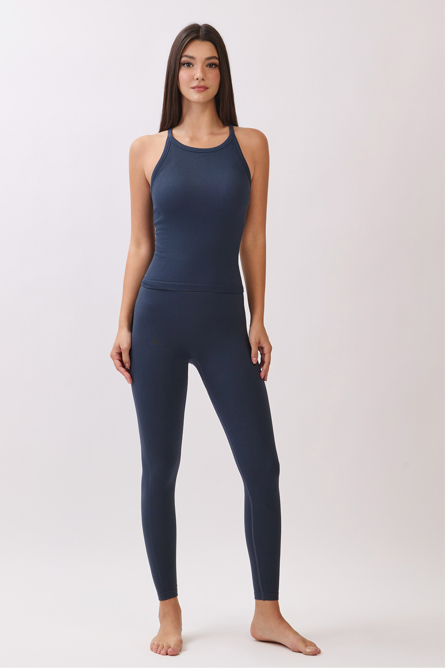 TT002 SIGNITURE HALTER TANK