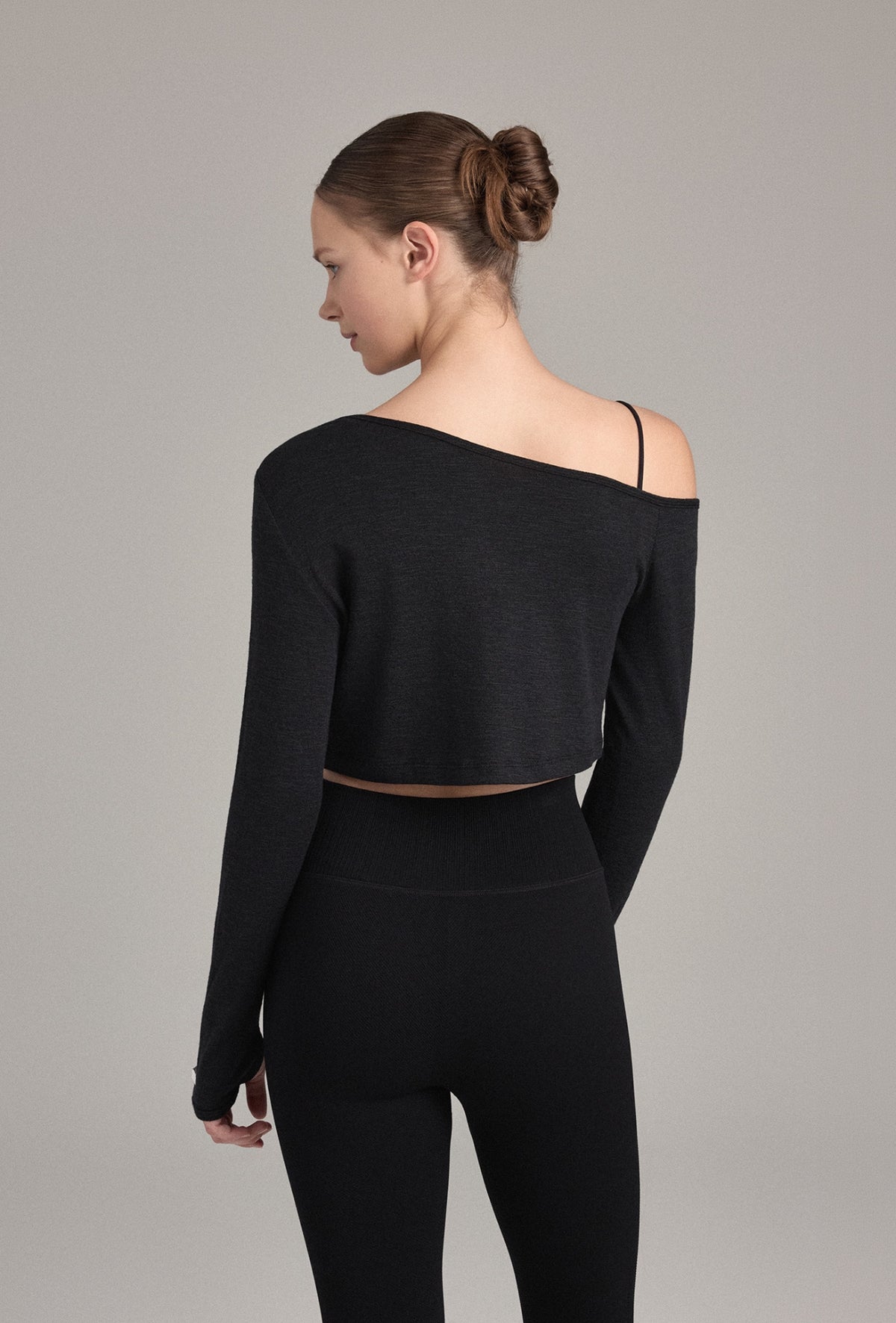 TL152 ASYMMETRIC CROP TOP