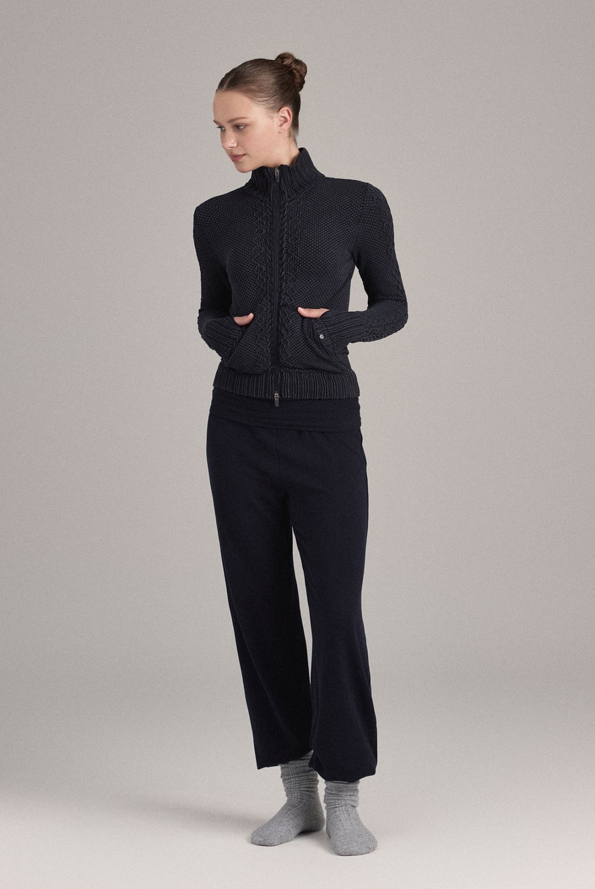 TZ151 SPONGE ZIP-UP
