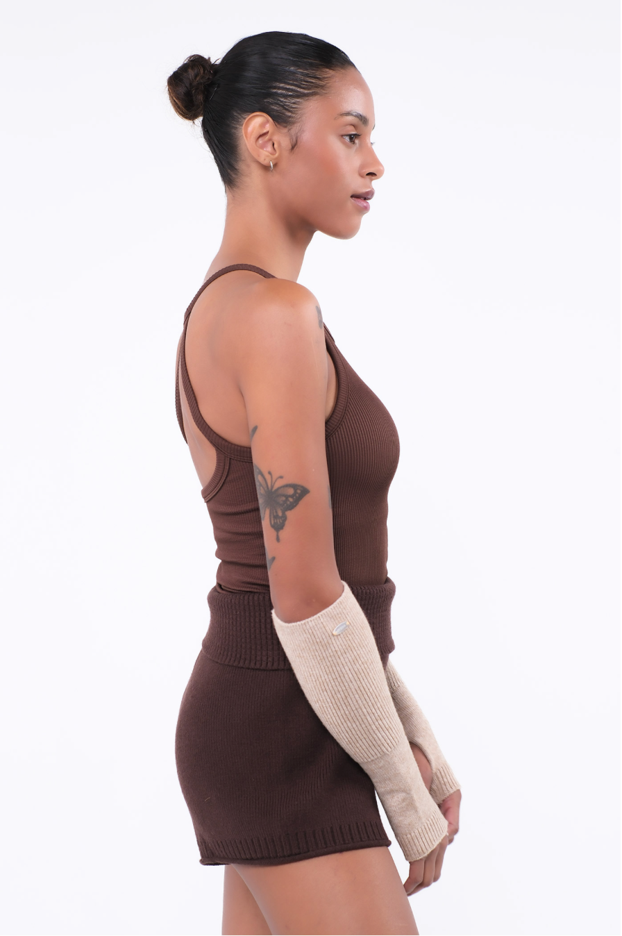 TT002 SIGNITURE HALTER TANK