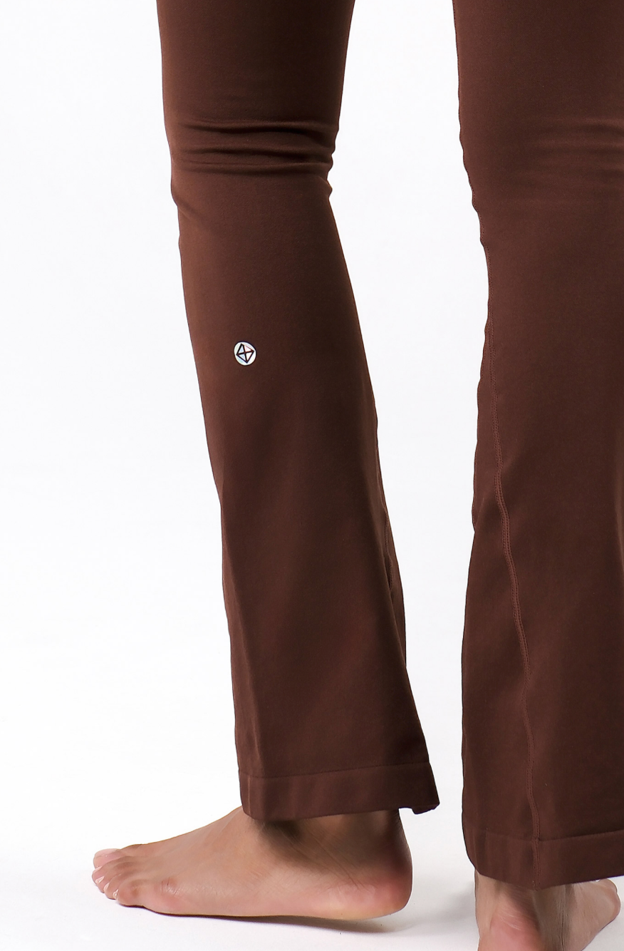 PL413 SEAMLESS FLAREFIT LEGGINGS