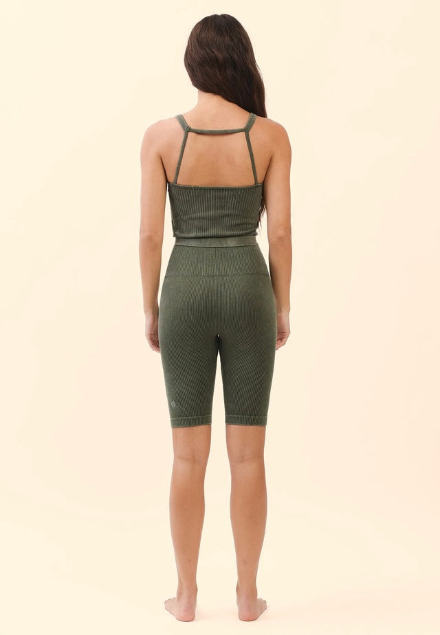 TB039 SPIRAL TANK TOP/SPIRAL TANK