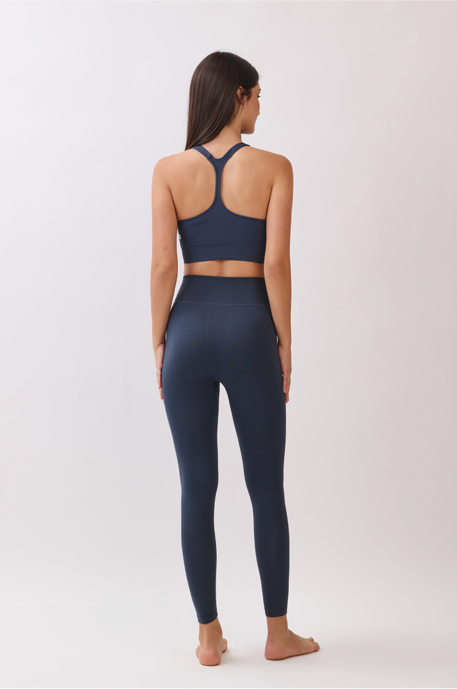 TB041 SEAMLESS BRATOP