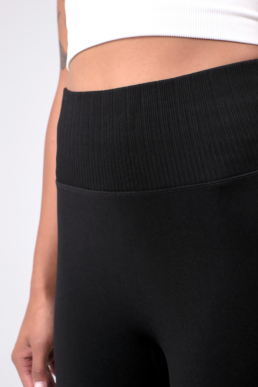 PL413 SEAMLESS FLAREFIT LEGGINGS