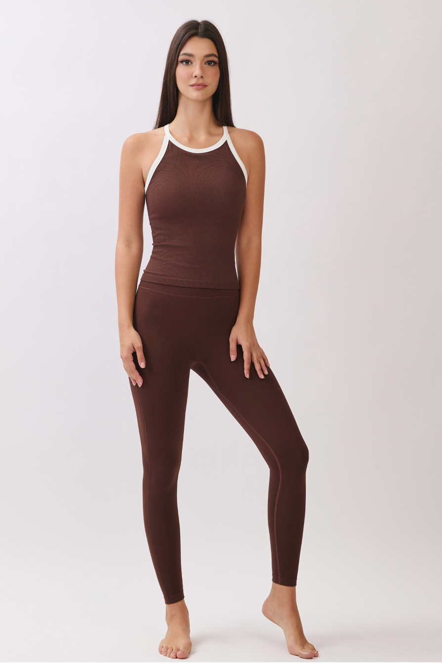 TT002 SIGNITURE HALTER TANK