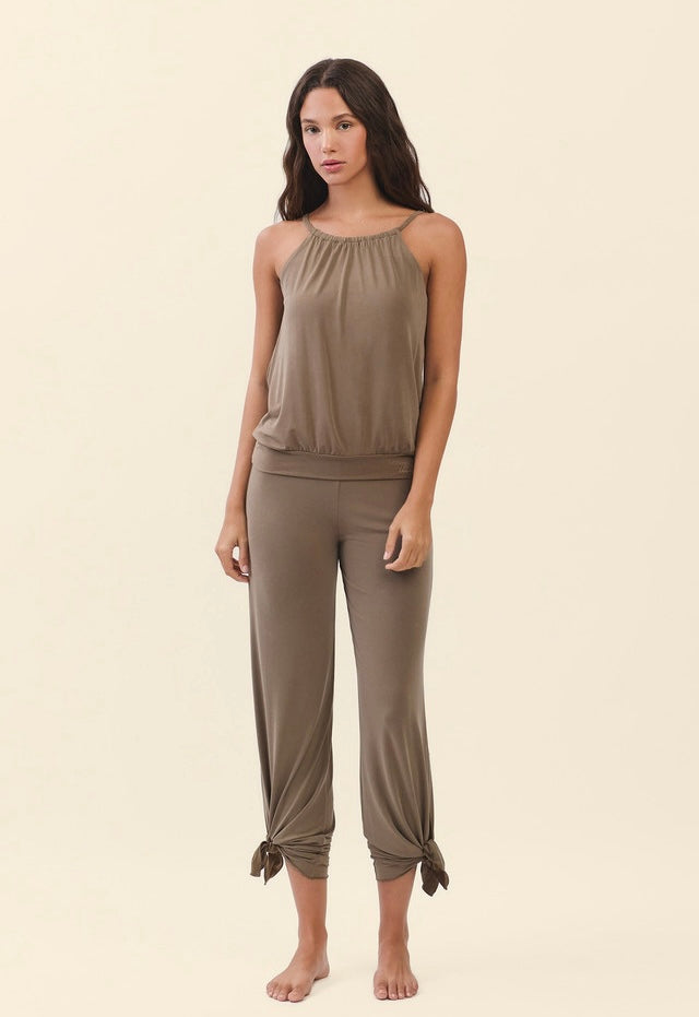 TT032 RELAX HALTER TANKTOP
