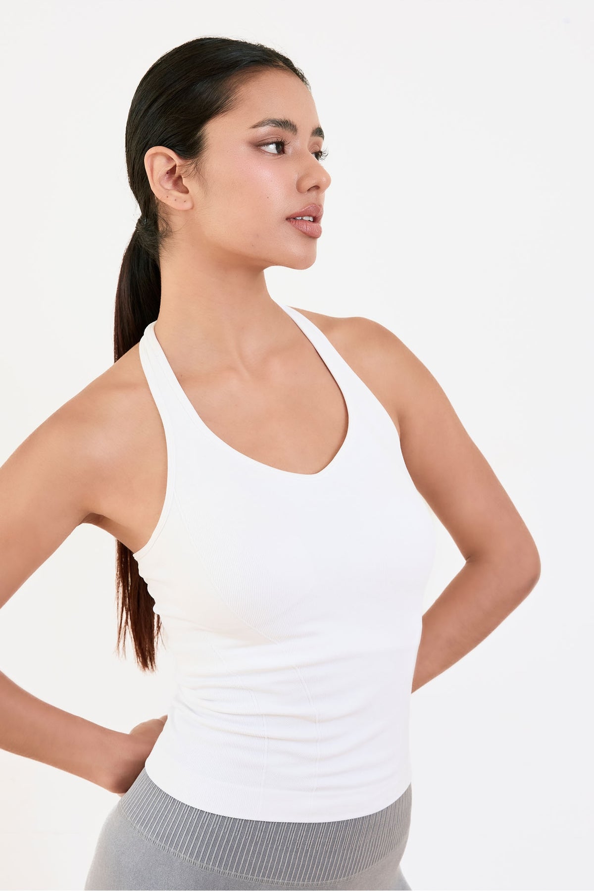 TT021 ALLURE HALTER TANT