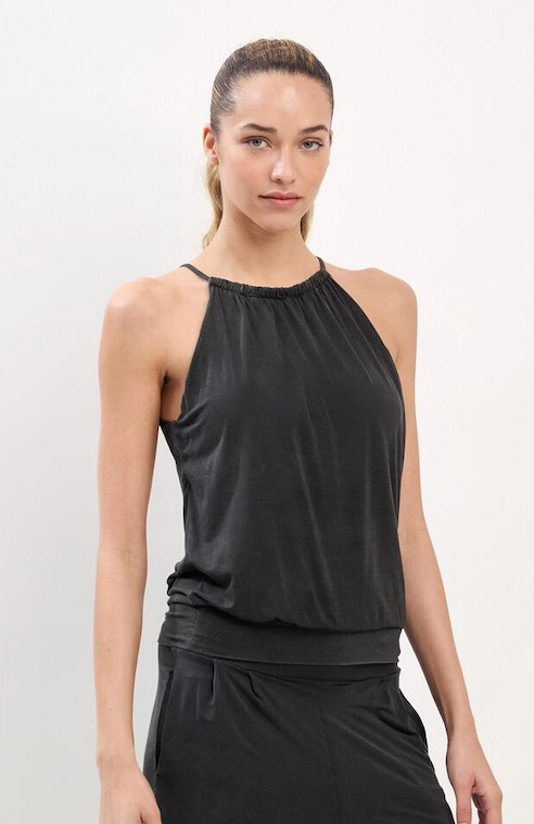 TT005 RELAX HALTER TOP