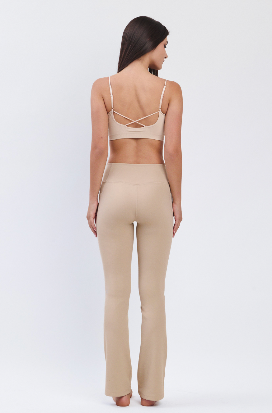 TB044 SEAMLESS BRATOP