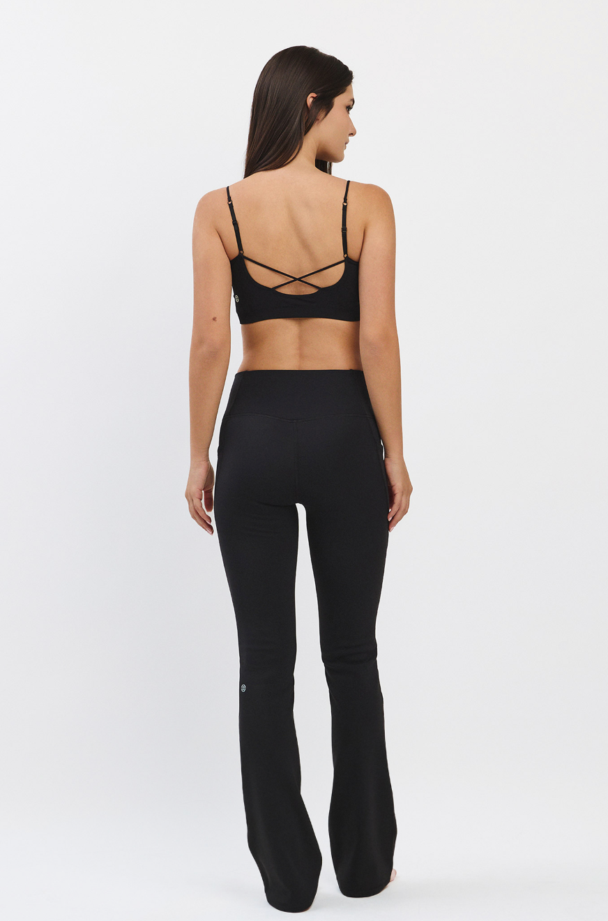TB044 SEAMLESS BRATOP