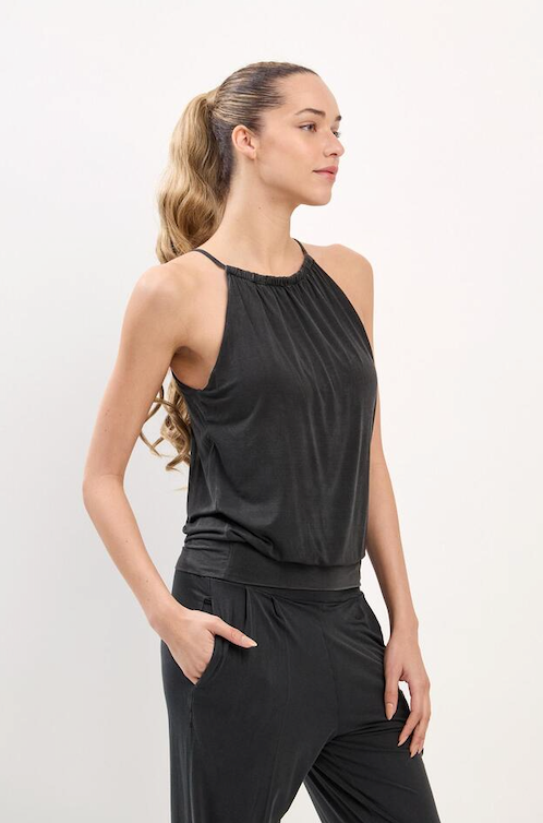 TT005 RELAX HALTER TOP