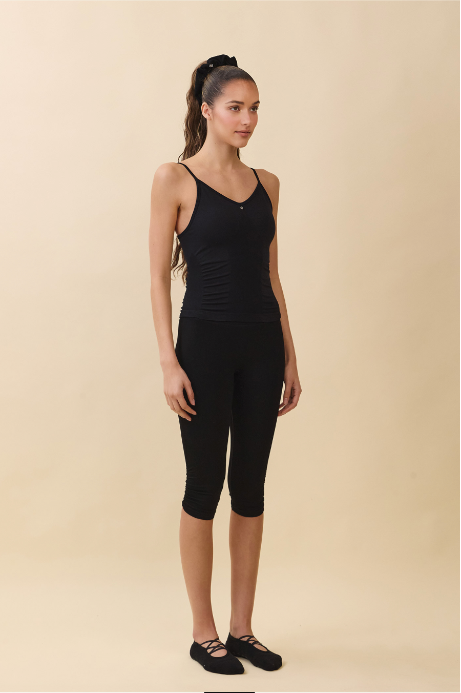 TT010 SIGNATURE TANK TOP