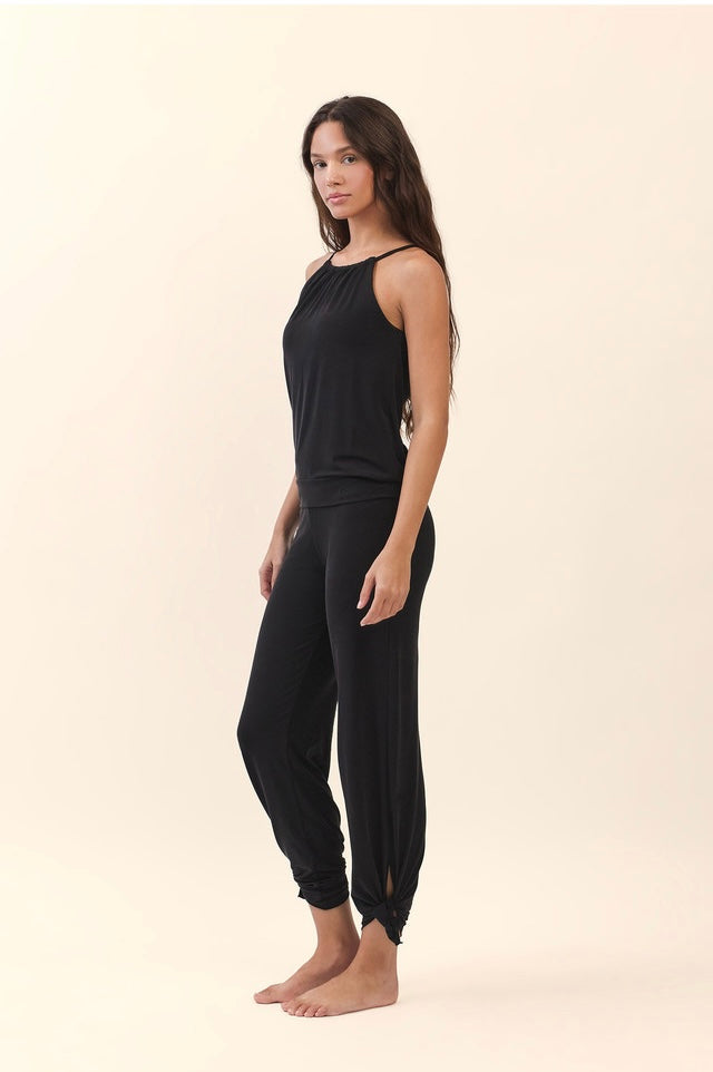 TT032 RELAX HALTER TANKTOP
