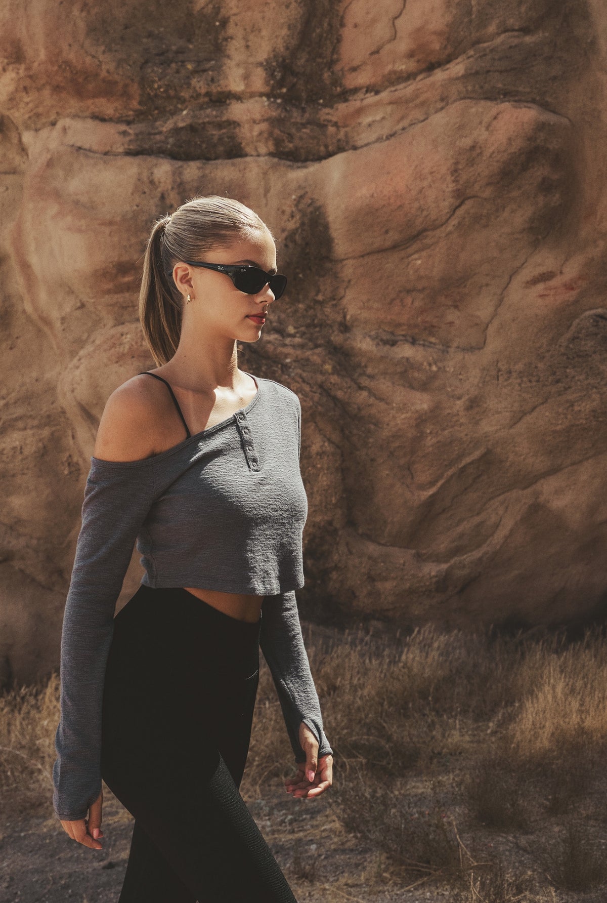 TL152 ASYMMETRIC CROP TOP