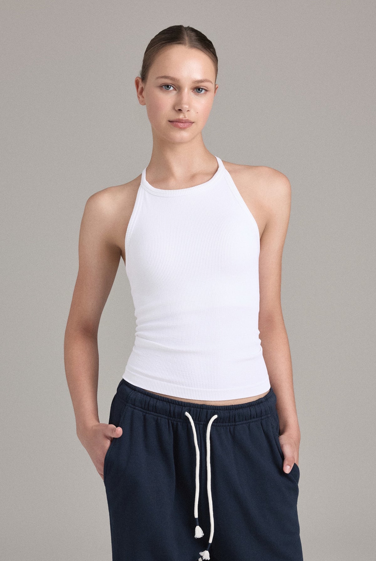 TT002 SIGNITURE HALTER TANK