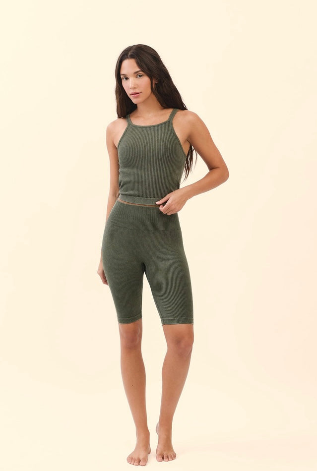 TB039 SPIRAL TANK TOP/SPIRAL TANK