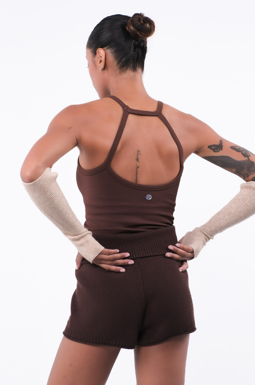 TT002 SIGNITURE HALTER TANK