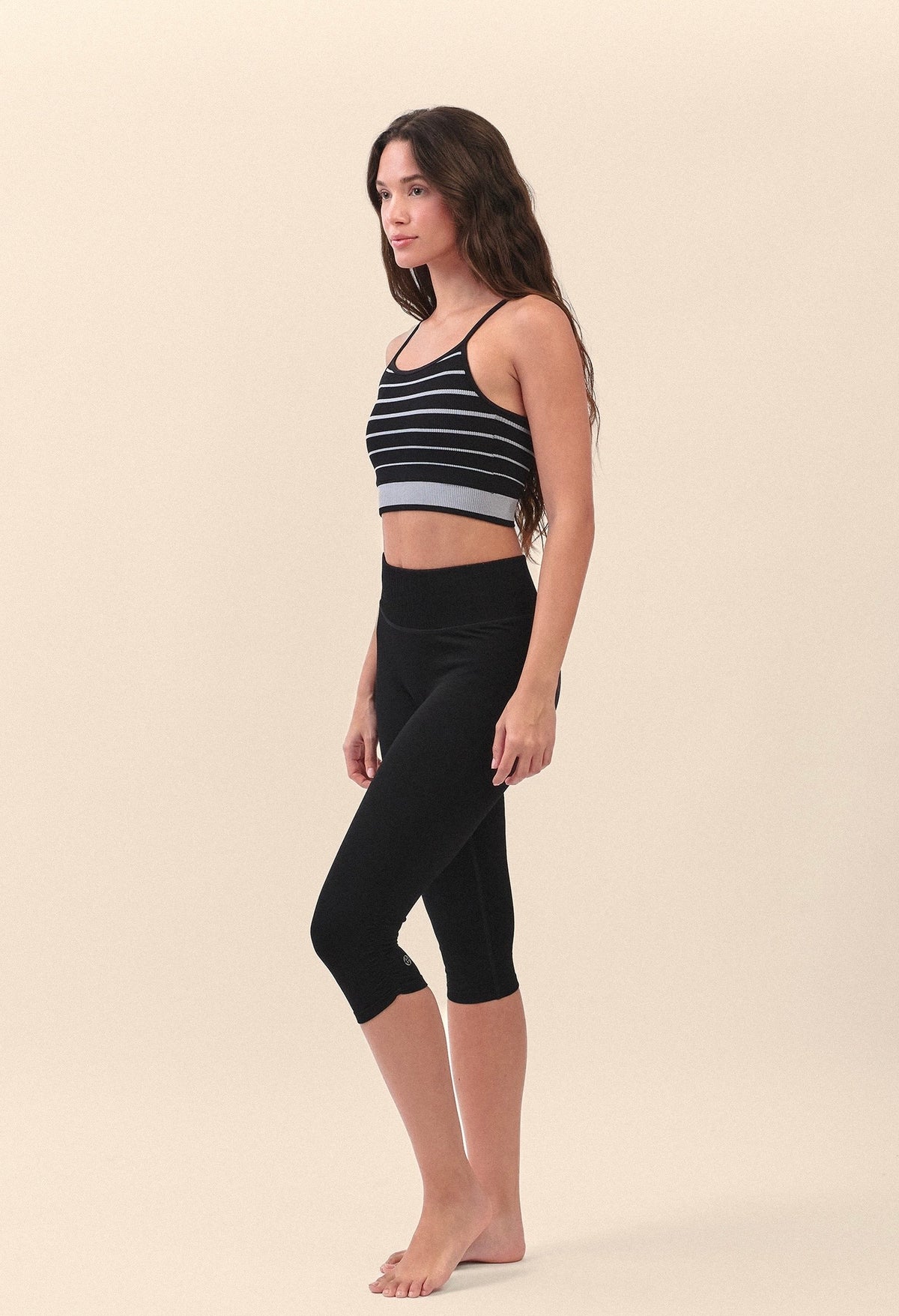 TB016 ESSENTIAL STRIPE BRATOP