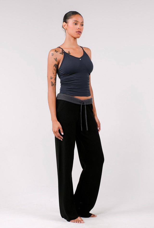 TT010 SIGNATURE TANK TOP