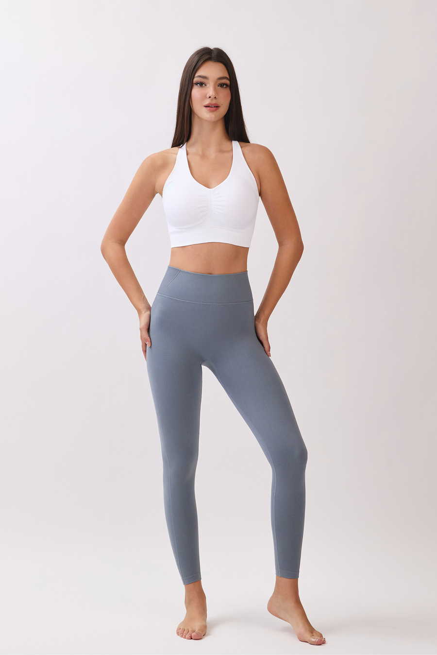 TB041 SEAMLESS BRATOP