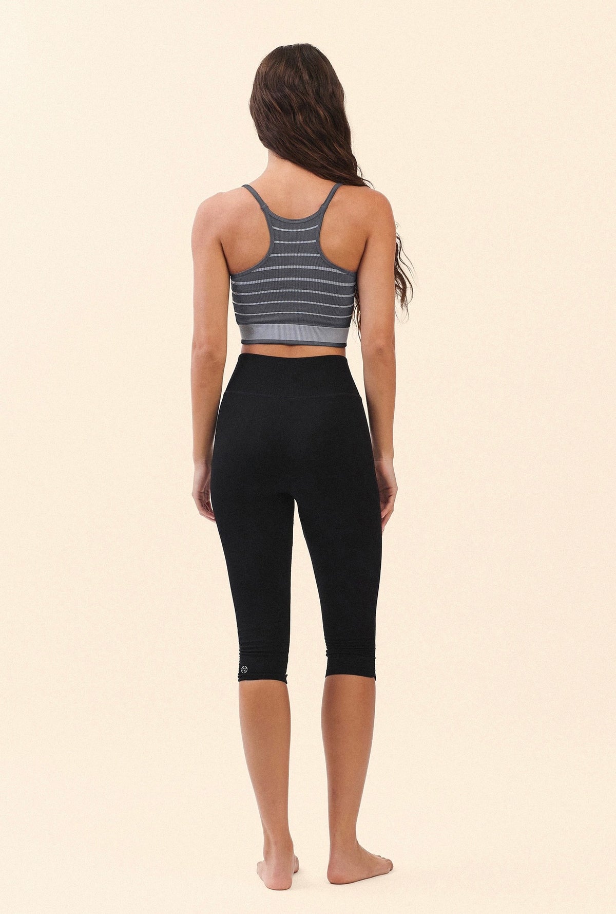 TB016 ESSENTIAL STRIPE BRATOP
