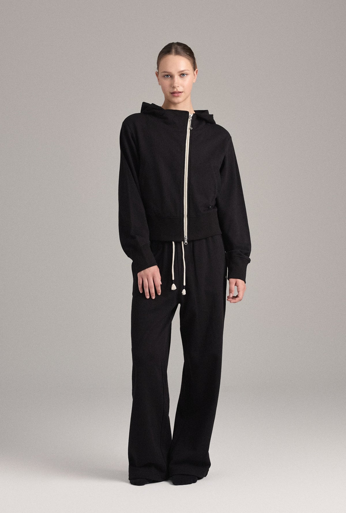 OZ355 HOODED ZIP-UP JAKET