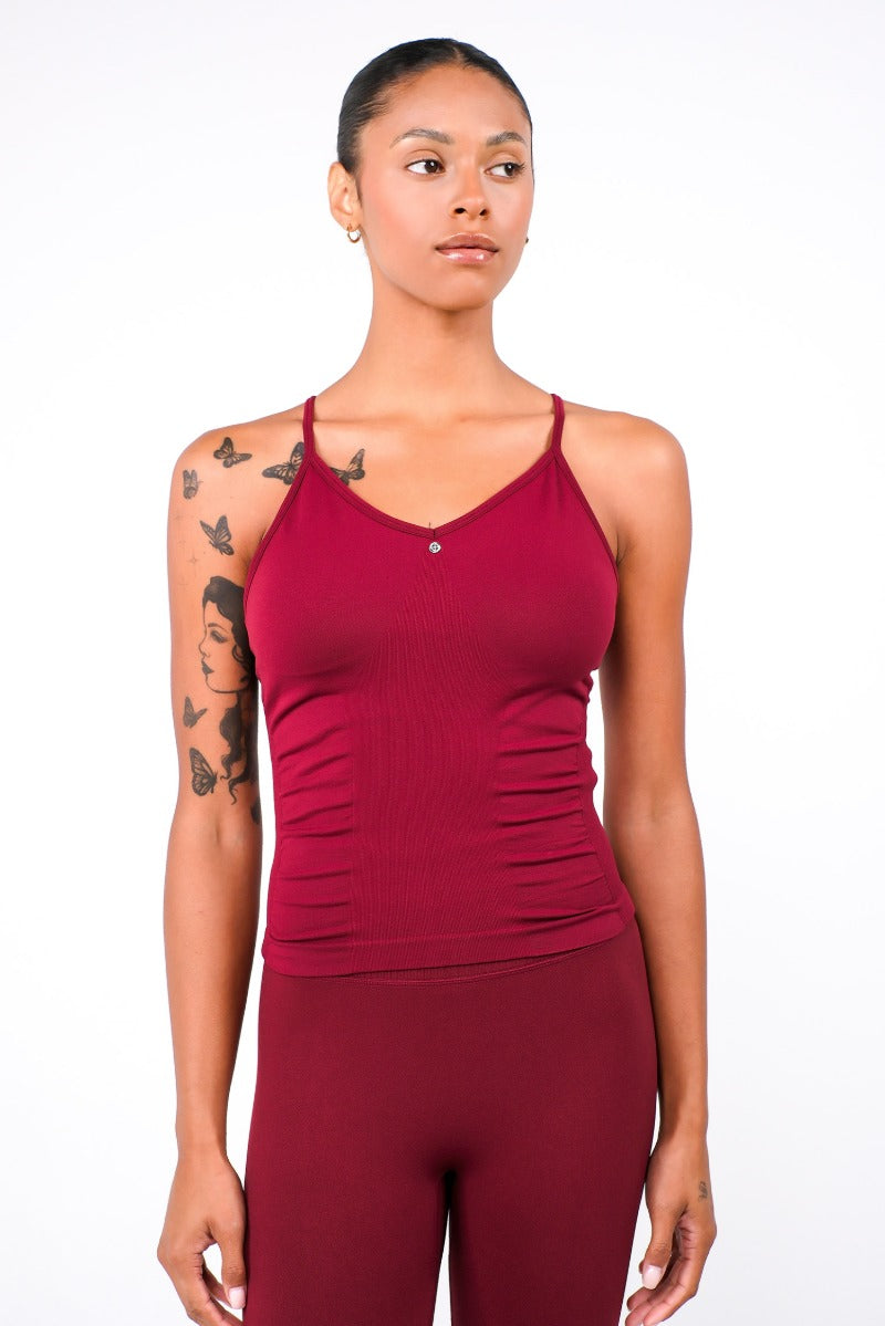 TT010 SIGNATURE TANK TOP