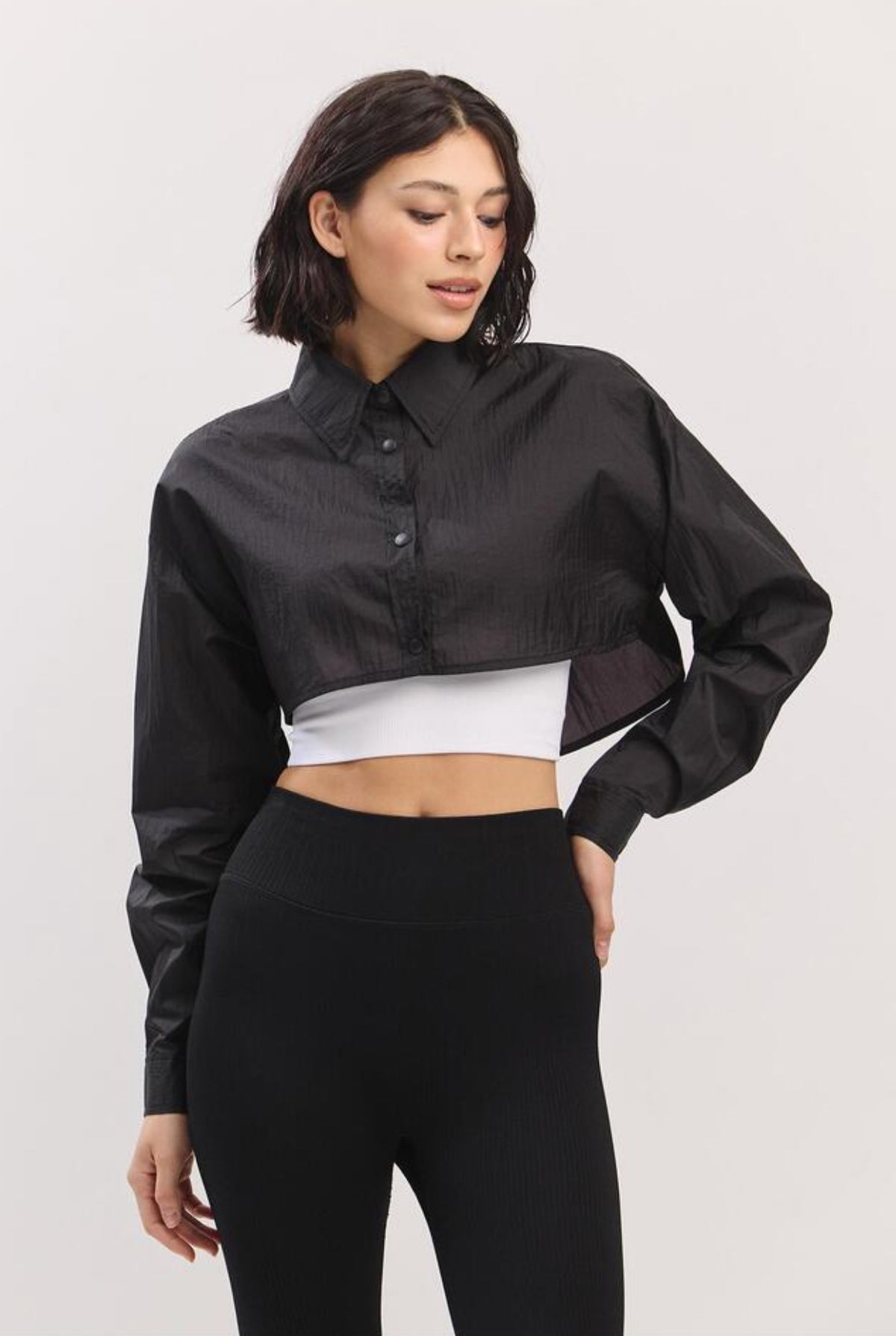 ST182 NYLON CROP SHIRT