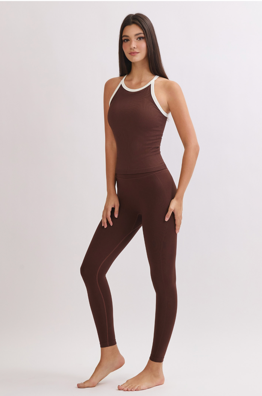 TT002 SIGNITURE HALTER TANK