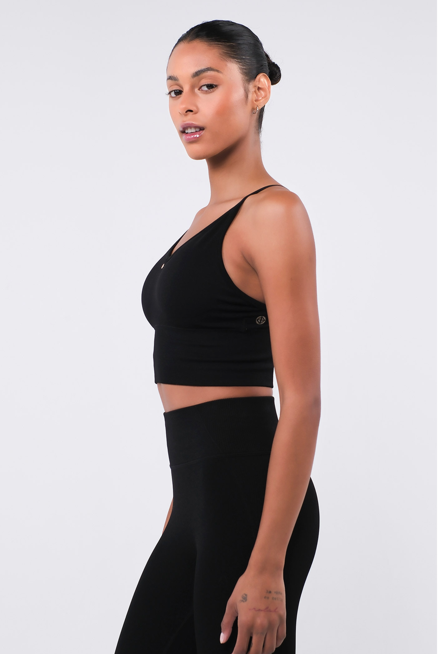 TB002 SEAMLESS BRATOP