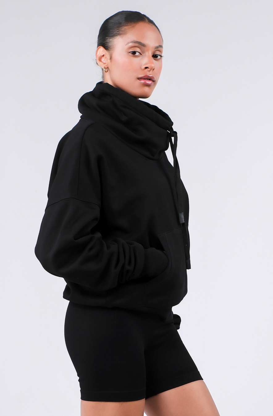 TP142 MINI HOODIE
