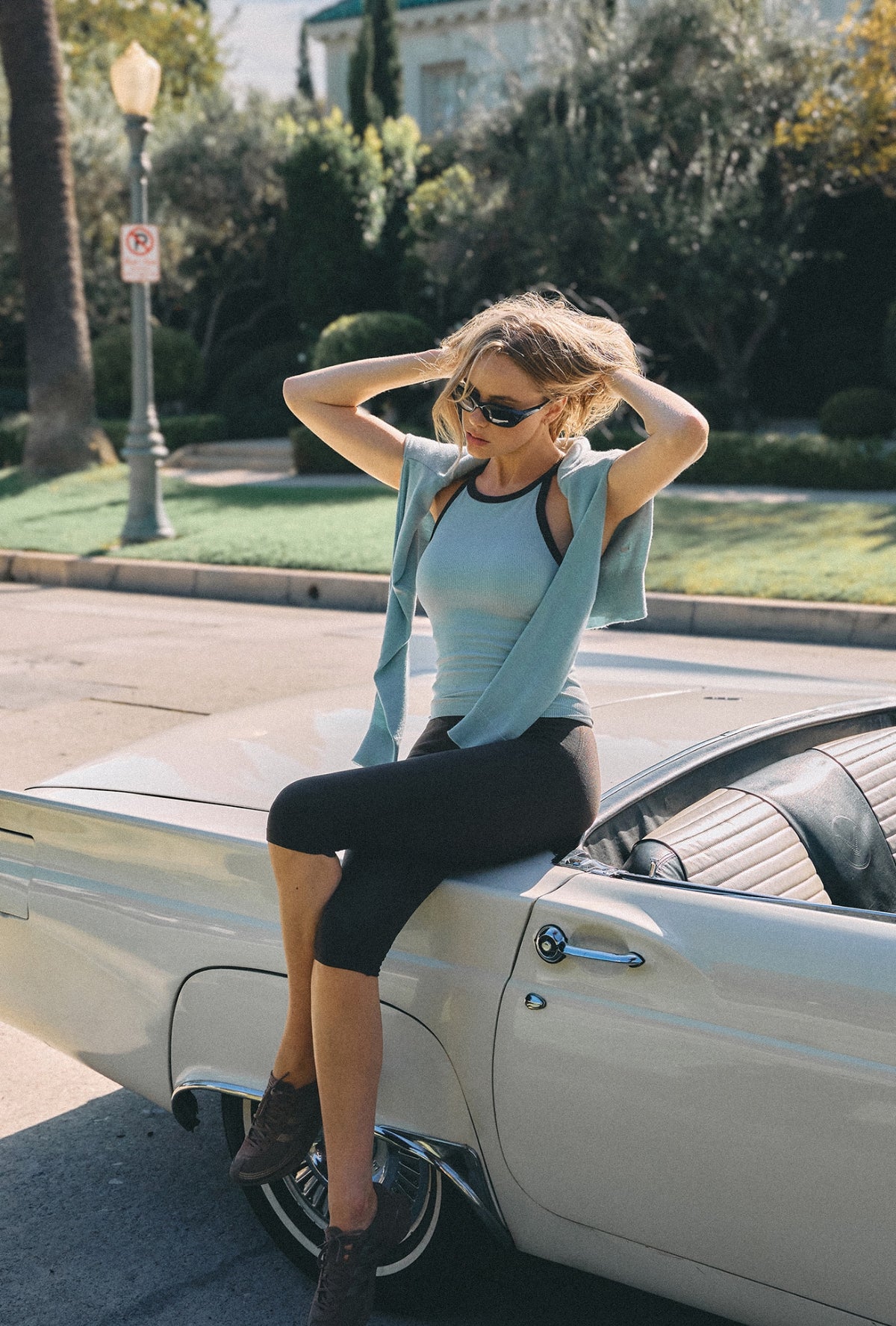 TT002 SIGNITURE HALTER TANK