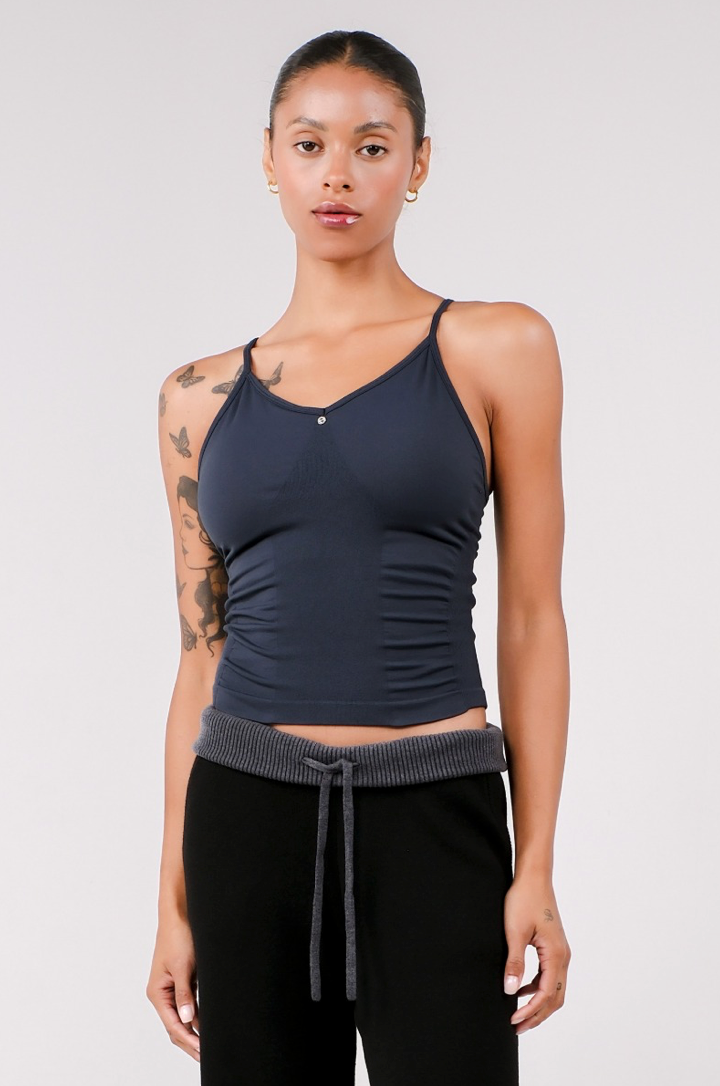 TT010 SIGNATURE TANK TOP