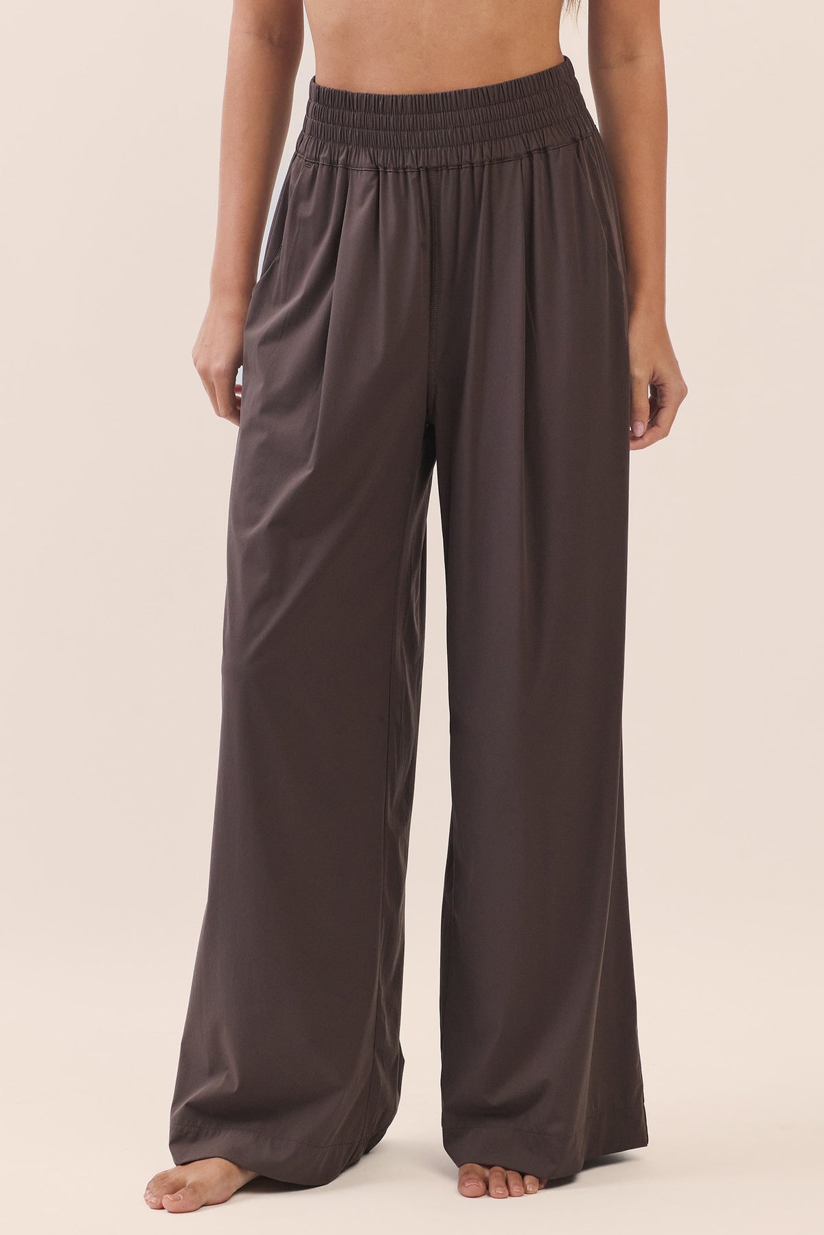 PT434 WOVEN WIDE PANTS