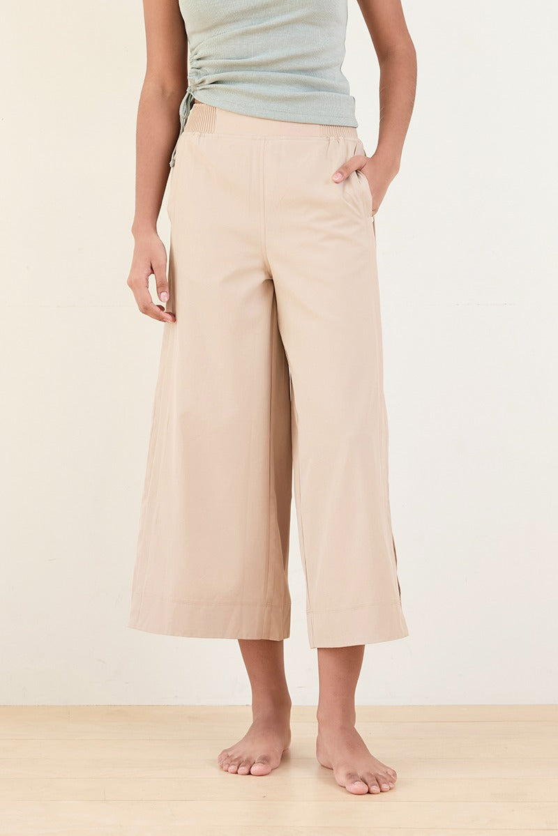 PL043 RELAX STRETCH CROP PANTS