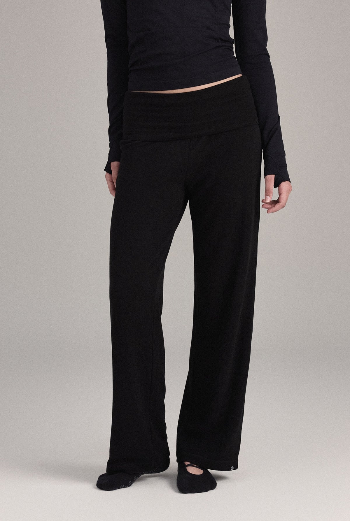 PL454 MICRO STRAIGHT-LEG PANTS