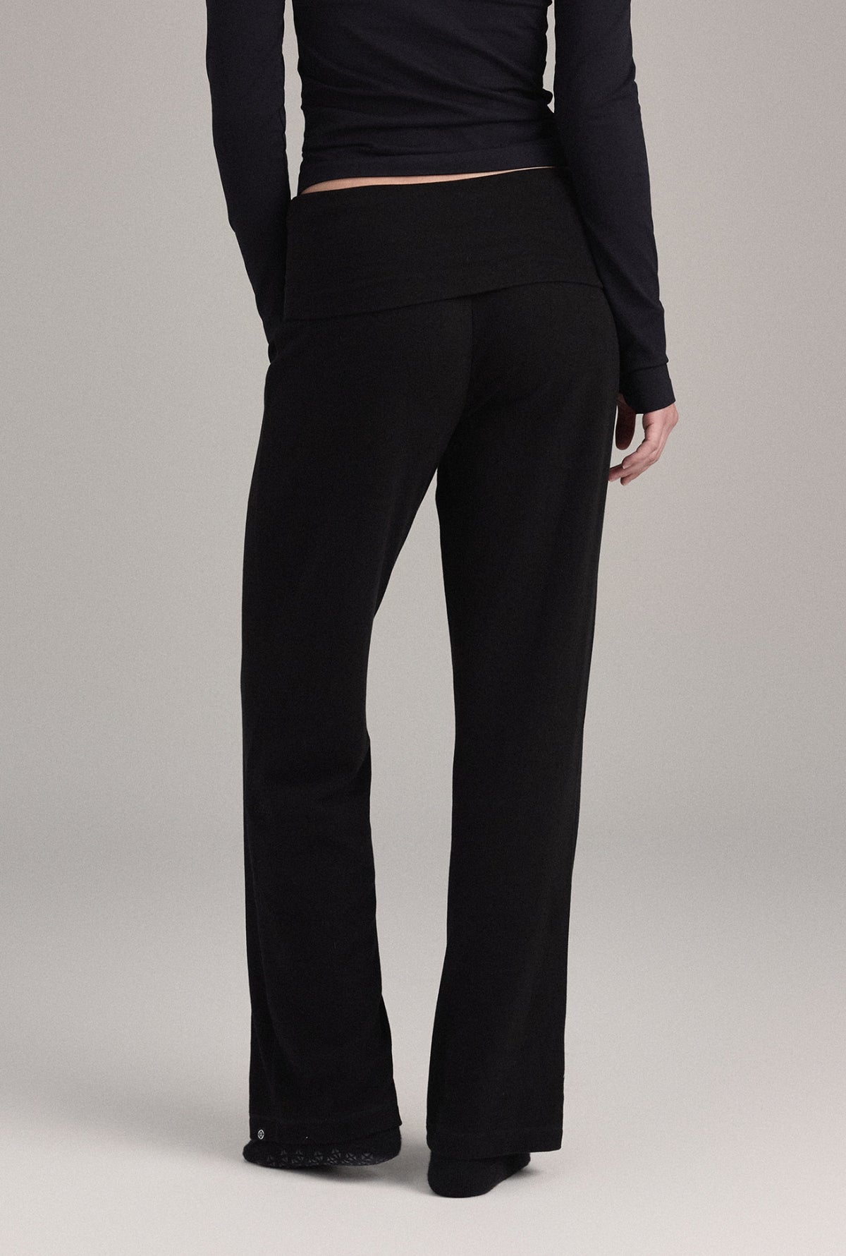 PL454 MICRO STRAIGHT-LEG PANTS