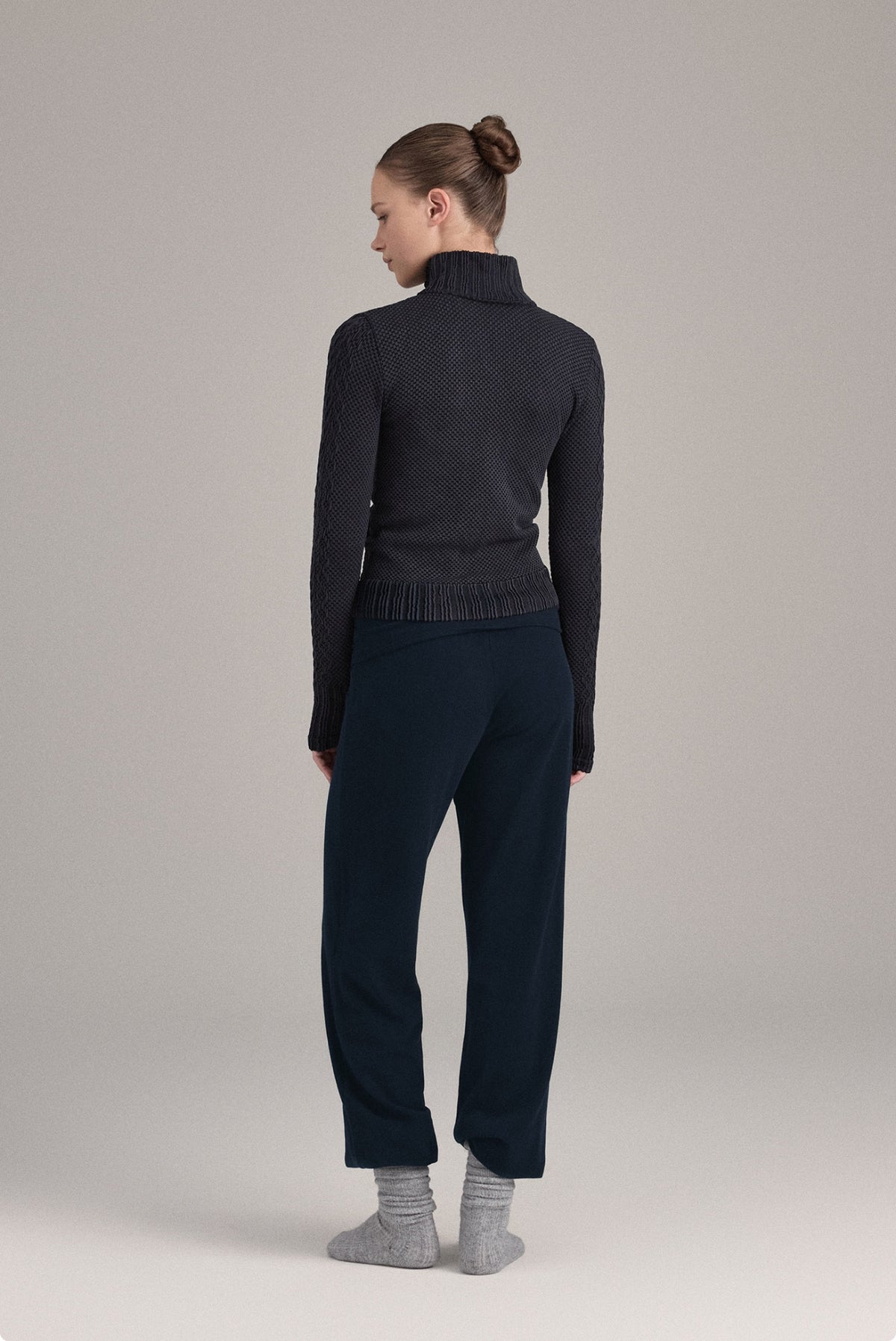 PL455 MICRO STRAIGHT-LEG PANTS