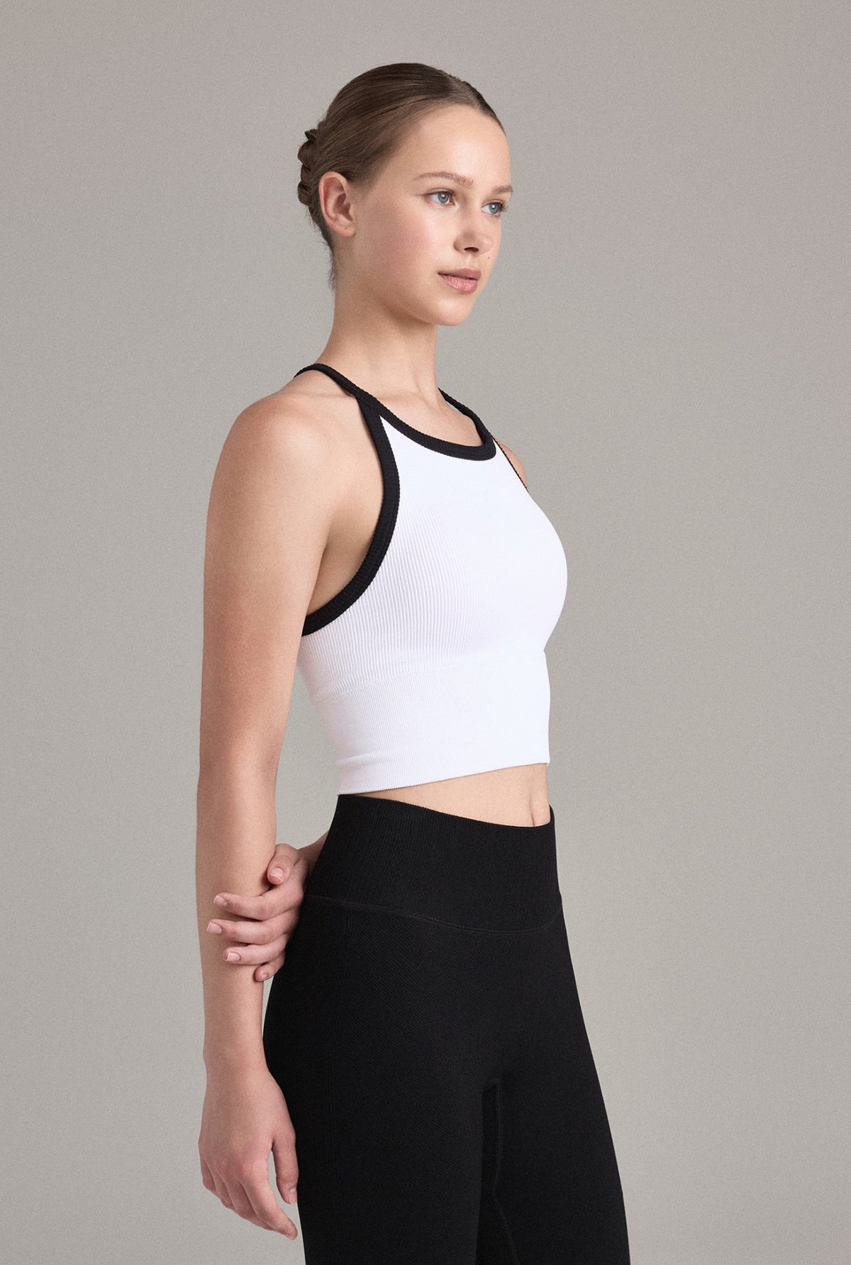 TB040 SIGNATURE HALTER BRATOP