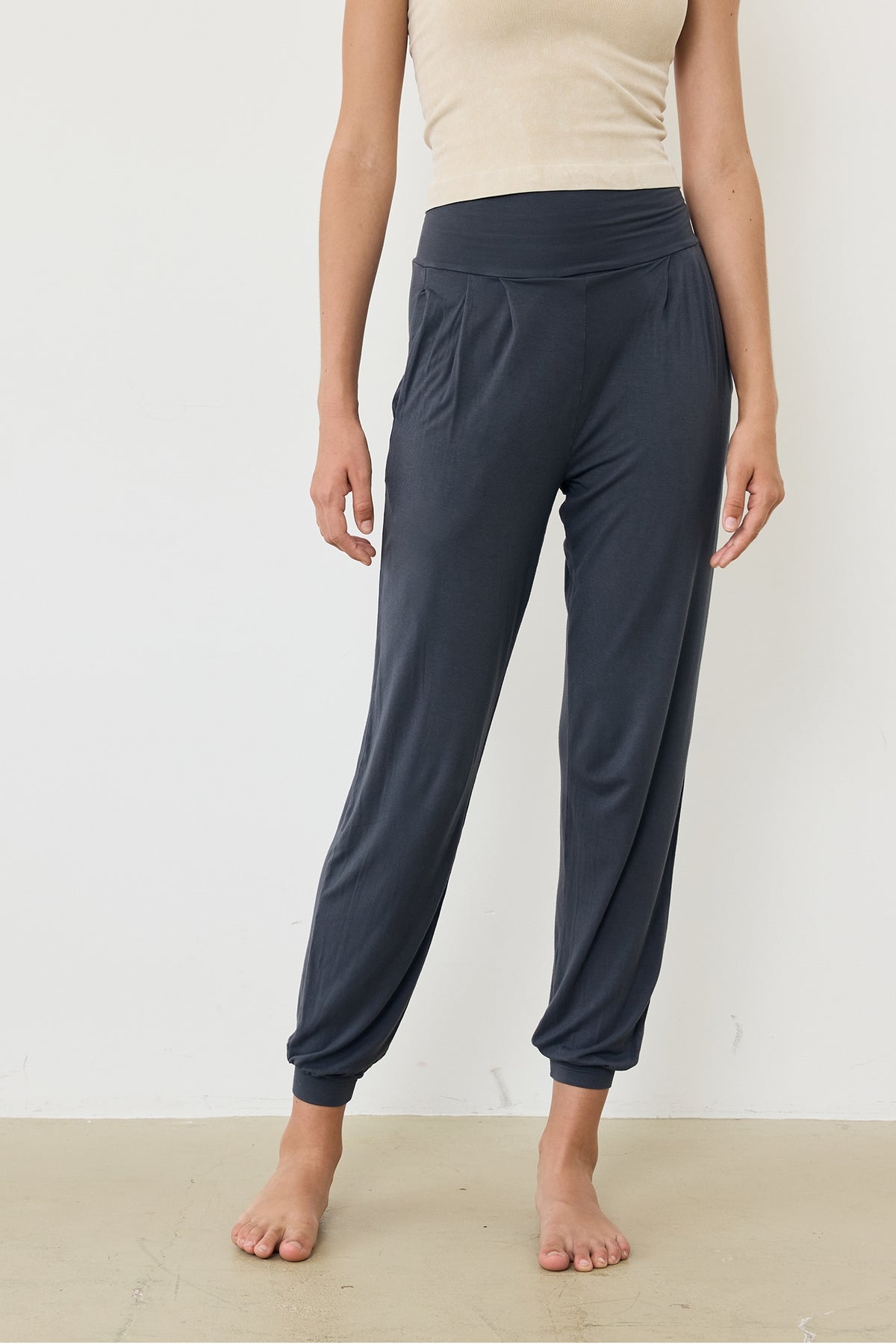 PL015 RELAX PANTS/RELAX LOOSE JOGGER