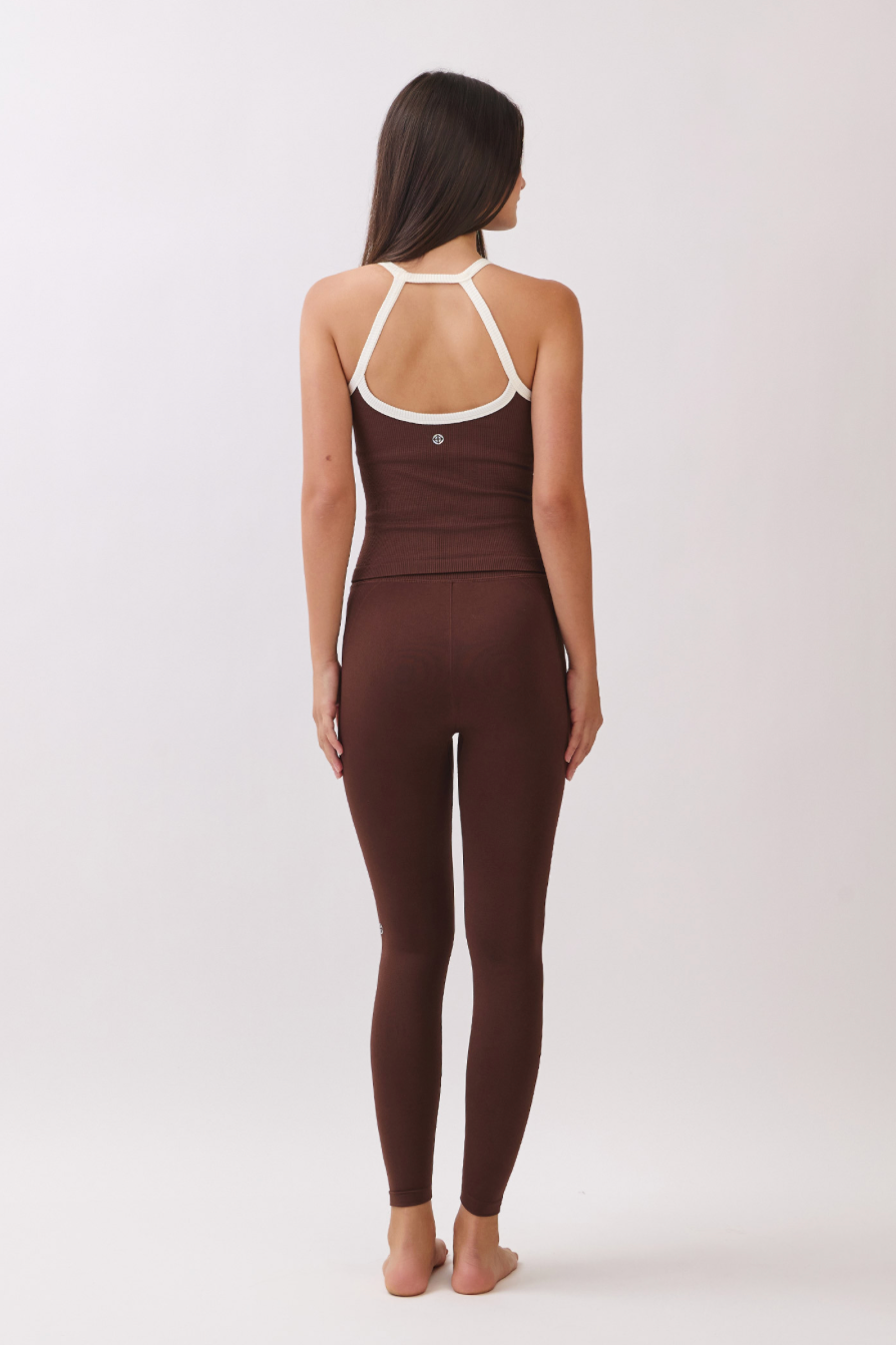 TT002 SIGNITURE HALTER TANK