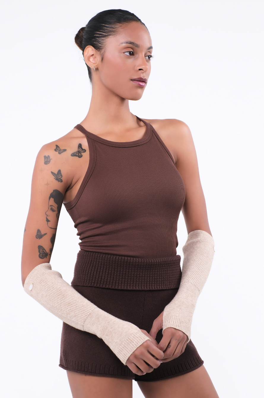 TT002 SIGNITURE HALTER TANK